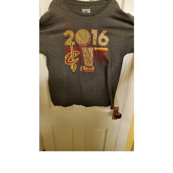 Lot of 7 XL Cleveland Cavs T-Shirts Mens - Picture 4 of 8